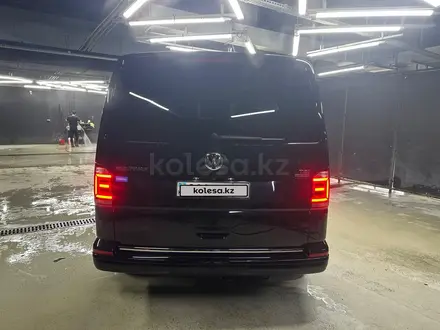 Volkswagen Multivan 2017 года за 27 000 000 тг. в Алматы – фото 7