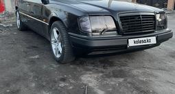 Mercedes-Benz E 200 1995 года за 2 450 000 тг. в Караганда – фото 2