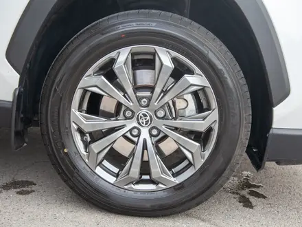 Toyota RAV4 2023 года за 17 200 000 тг. в Алматы – фото 21