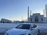 Toyota Camry 2021 года за 15 450 000 тг. в Астана – фото 2