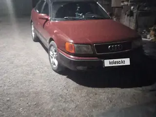 Audi 100
