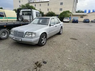 Mercedes-Benz E 280