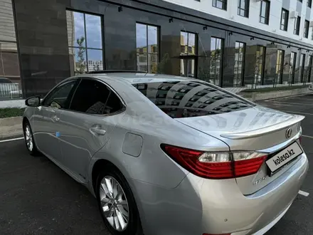 Lexus ES 300h 2013 года за 13 500 000 тг. в Актау – фото 7