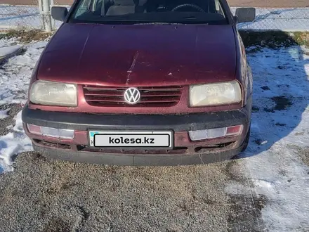 Volkswagen Vento 1994 года за 750 000 тг. в Шу – фото 2