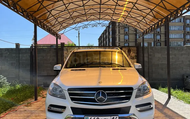 Mercedes-Benz ML 350 2012 годаүшін5 000 000 тг. в Усть-Каменогорск