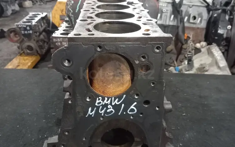 Блок цилиндров БМВ Е 36, 1.6, М 43for30 000 тг. в Караганда