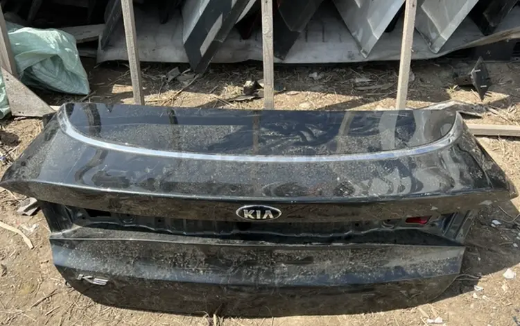 Крышка багажника Kia k5 2020 за 20 000 тг. в Алматы