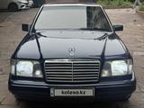 Mercedes-Benz E 280 1993 года за 2 200 000 тг. в Алматы – фото 4