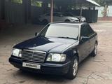Mercedes-Benz E 280 1993 года за 2 200 000 тг. в Алматы