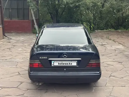 Mercedes-Benz E 280 1993 года за 2 200 000 тг. в Алматы – фото 9