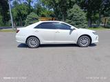 Toyota Camry 2015 годаүшін9 350 000 тг. в Тараз – фото 4