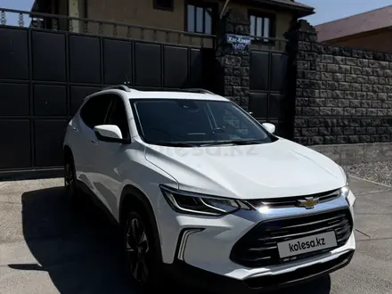 Chevrolet Tracker 2023 года за 7 100 000 тг. в Алматы – фото 2