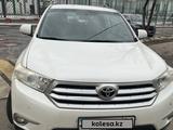 Toyota Highlander 2011 годаfor12 800 000 тг. в Алматы