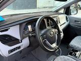 Toyota Sienna 2016 года за 16 000 000 тг. в Жанаозен