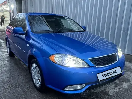 Daewoo Gentra 2014 года за 4 000 000 тг. в Алматы