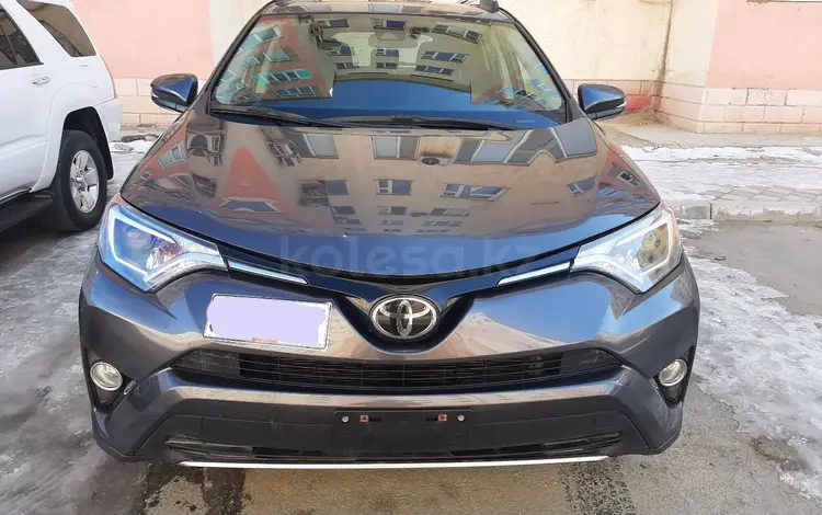 Toyota RAV4 2017 годаүшін10 000 000 тг. в Актау