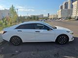 Hyundai Elantra 2022 года за 8 500 000 тг. в Астана – фото 4
