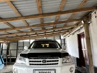 Toyota Highlander, 2001