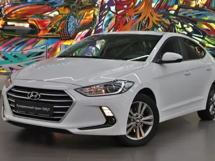 Hyundai Elantra 2018 года за 8 290 000 тг. в Алматы – фото 12