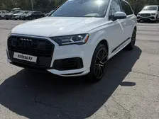 Audi Q7, 2022