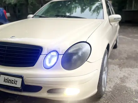 Mercedes-Benz E 500 2004 года за 4 200 000 тг. в Алматы