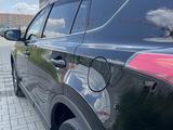 Toyota RAV4 2018 года за 12 400 000 тг. в Актобе – фото 3