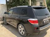 Toyota Highlander 2011 года за 10 500 000 тг. в Жанаозен – фото 3