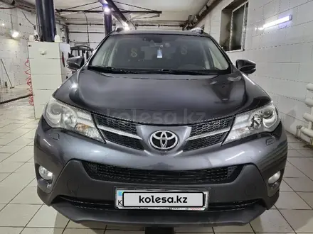 Toyota RAV4 2014 года за 9 700 000 тг. в Актобе – фото 5