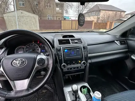 Toyota Camry 2013 года за 6 000 000 тг. в Атырау – фото 8