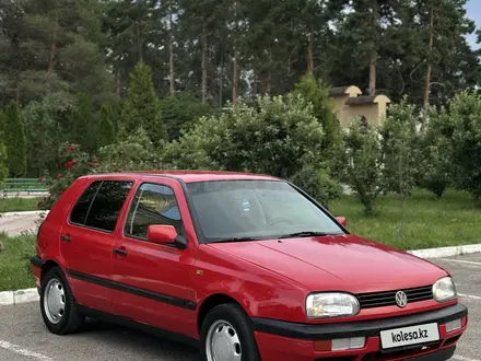 Volkswagen Golf 1994 года за 1 850 000 тг. в Алматы – фото 4