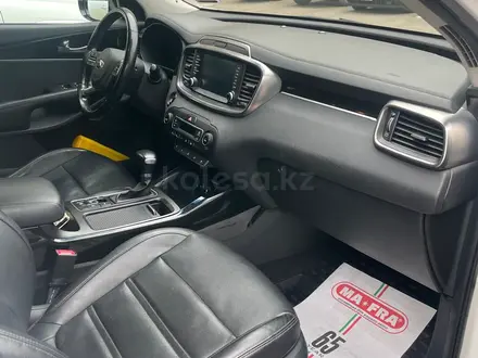 Kia Sorento 2019 года за 12 900 000 тг. в Алматы – фото 44
