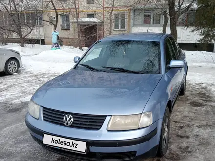 Volkswagen Passat 1997 года за 1 300 000 тг. в Алматы – фото 2