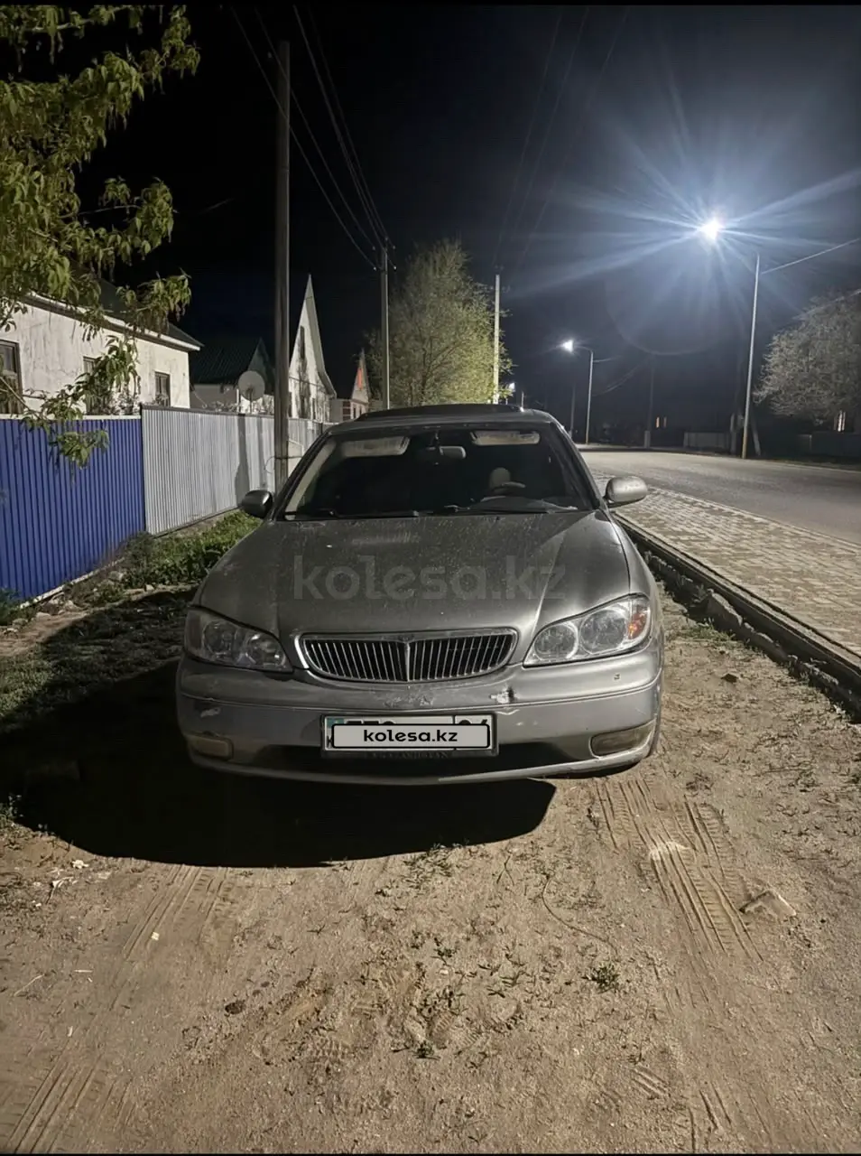 Infiniti I30, 2000