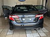 Toyota Camry 2013 года за 5 900 000 тг. в Уральск – фото 2