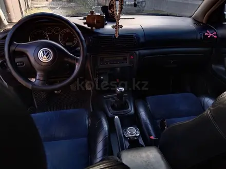 Volkswagen Passat 2001 года за 3 500 000 тг. в Караганда – фото 7