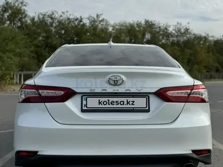 Toyota Camry 2021 года за 15 000 000 тг. в Уральск – фото 7