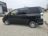 Toyota Voxy 2005 годаүшін4 200 000 тг. в Актау