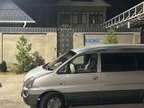 Hyundai Starex 2006 года за 2 750 000 тг. в Шымкент – фото 2