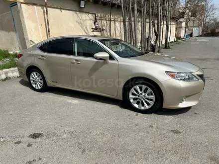 Lexus ES 300h 2013 года за 11 500 000 тг. в Шымкент – фото 2