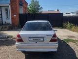 Mercedes-Benz C 230 1996 года за 1 000 000 тг. в Усть-Каменогорск – фото 3