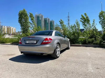 Mercedes-Benz SLK 200 2004 годаүшін8 800 000 тг. в Актобе – фото 17