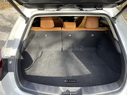 Lexus UX 200 2022 годаүшін18 500 000 тг. в Актобе – фото 7
