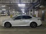 Toyota Camry 2019 года за 15 000 000 тг. в Астана – фото 2