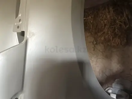 Omoda S5 правый крыло за 5 000 тг. в Шымкент