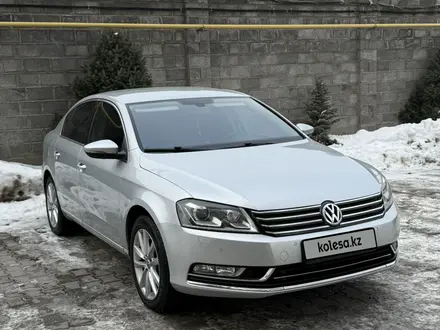 Volkswagen Passat 2014 года за 6 000 000 тг. в Алматы – фото 4