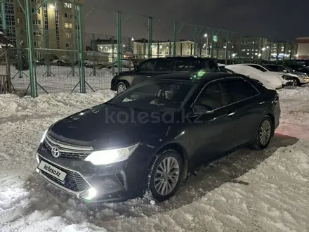 Toyota Camry 2015 года за 12 000 000 тг. в Актобе – фото 7