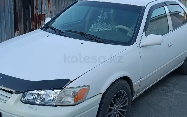 Toyota Camry 2000 года за 2 800 000 тг. в Экибастуз