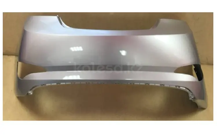 Бампер задний серебристого цвета Hyundai Accent 14-17 за 31 000 тг. в Алматы
