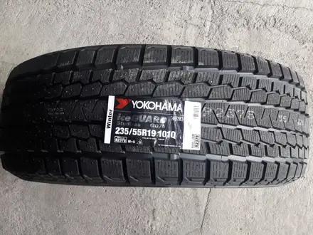 Шины 235/55r19 Yokohama g075 зимние за 73 000 тг. в Алматы