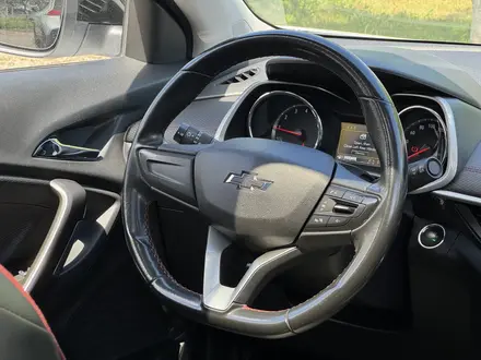 Chevrolet Tracker 2021 года за 7 800 000 тг. в Уральск – фото 9